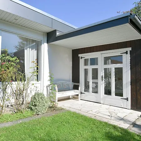 Holiday home Am Schoor 12 Groemitz